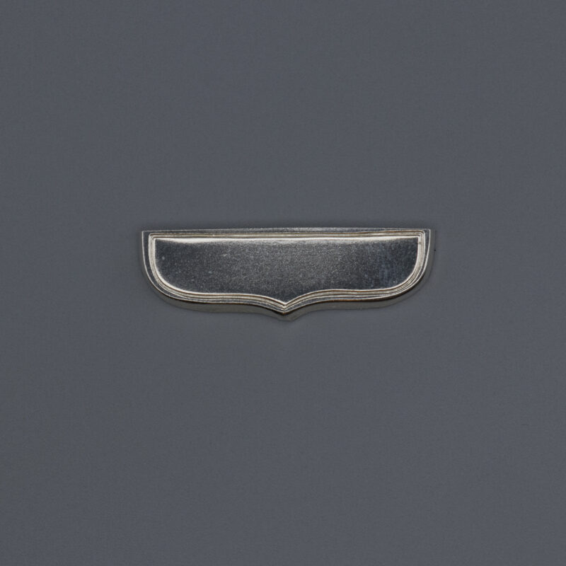Bandende 97 silber auf grauem Grund